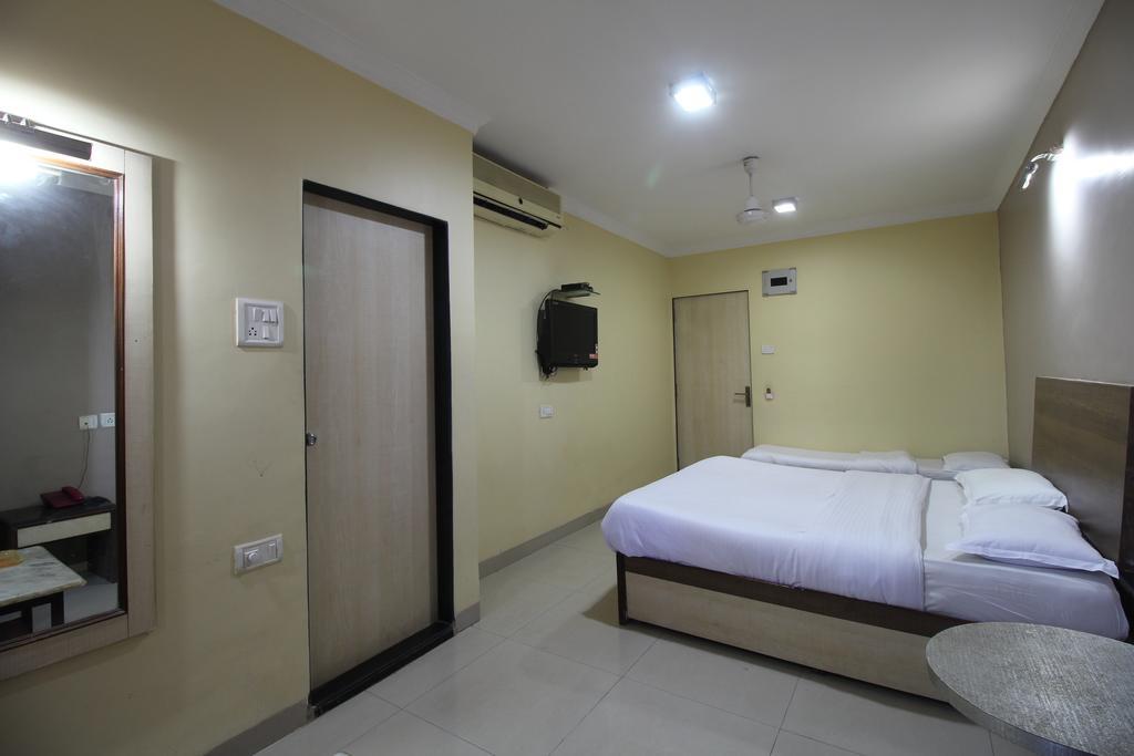 Hotel Samrat Mumbai  Kamer foto