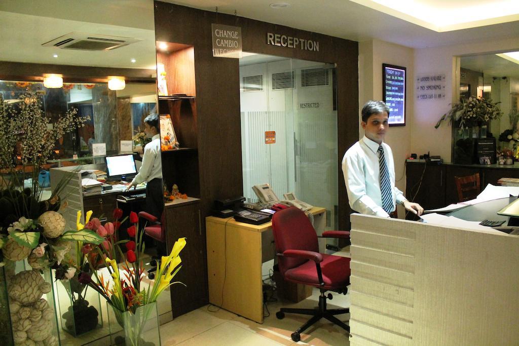 Hotel Samrat Mumbai  Buitenkant foto