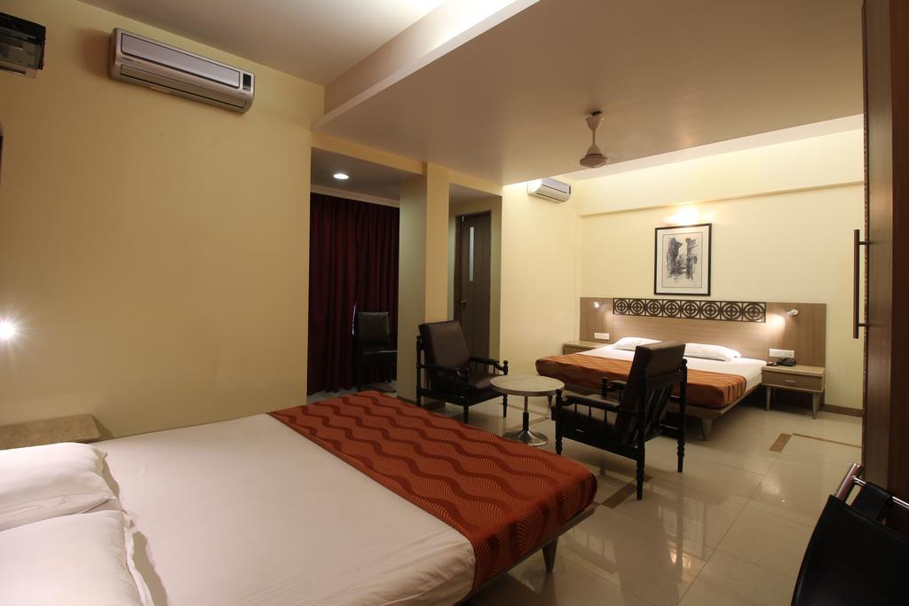 Hotel Samrat Mumbai  Kamer foto